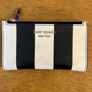 Kate Spade small wallet with zip pocket